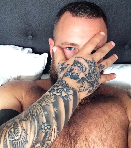 mydaddymen: Ben Brownmore?http://mydaddymen.tumblr.com/post/151580504746/ His Instagram @benjamin_fi