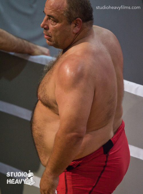 bignheavy:Marcho Markov - Veteran wrestler, the sexiest bull from Bulgaria.Watch his wrestling tease