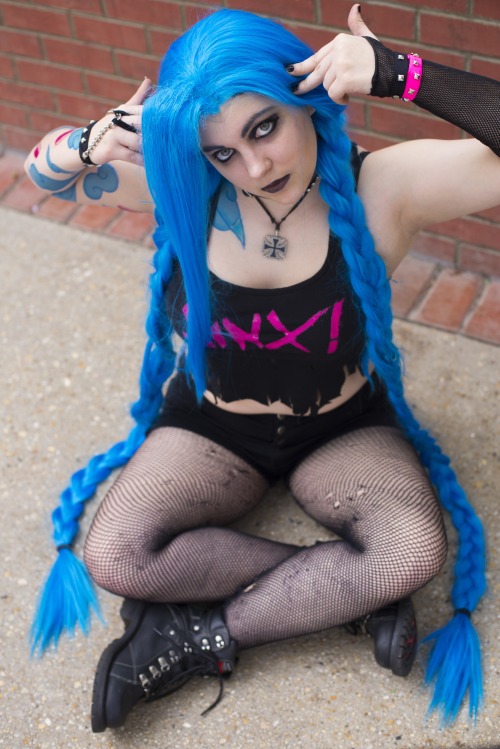 Lets Get Jinxed! An attempt at what I think a Pentakill Jinx Skin might look likeCostume/Cosplayer: 