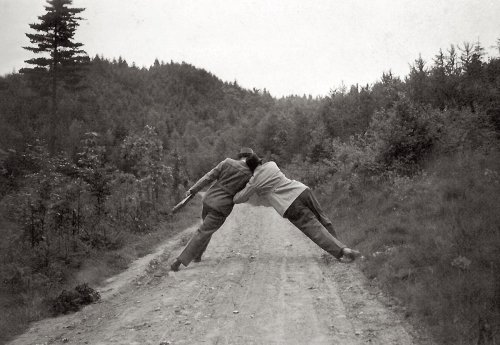 henk-heijmans:  Two men on a path in France, ca. 1930 - ADOC-photos