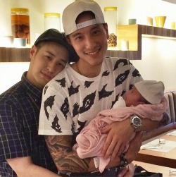 sinomen:  Hip-hop Couple. Wilber Pan and Sunny Wang: “We’ve got a baby, yo!”