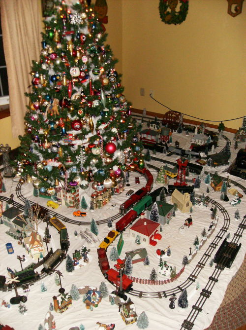 madame-fluttershy:  Mod] this is what I’ve been working on for the past two weeks. This is my tree / trains (there’s 6 plus a trolley) and village. I love Christmas time  NOT ART: But worth the reblogTHIS ^ is how you do a tree and Christmas village.