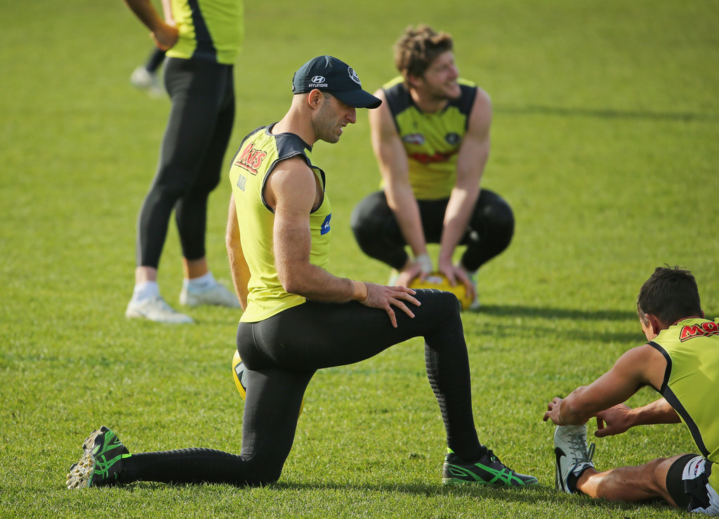 giantsorcowboys:  Wednesdays in Tights! Chris Judd And The Blues Are True Believers