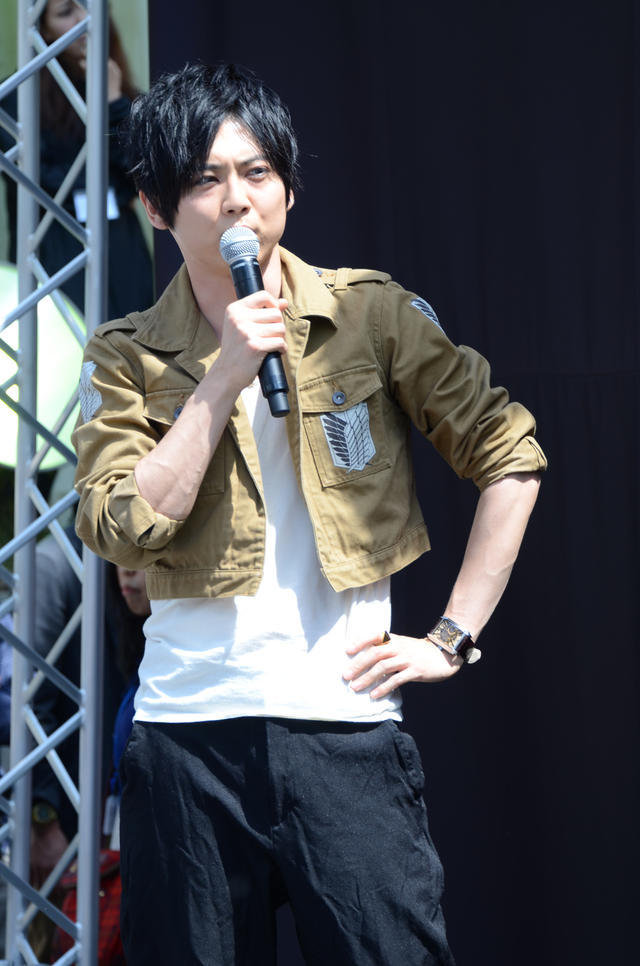 Kaji Yuuki (Eren) and Ishikawa Yui (Mikasa) made guest appearances at today’s SnK