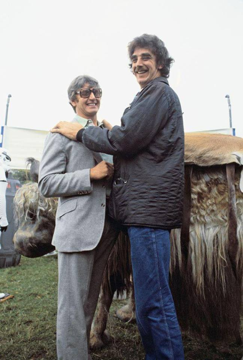 aiiaiiiyo:David Prowse (Darth Vader - 6'7") with Peter Mayhew (Chewie - 7'3") on set with a baby bantha (approx 1976) Check this blog!