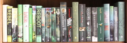 books-glorious-books:  tilly-and-her-books:  I tried to make my shelves rainbow which kinda failed and I gave up halfway through because there were too many books. Now I’m stuck with a pile of books on the floor and a few empty shelves…I’m going