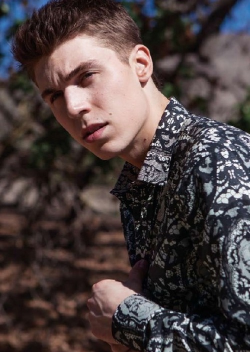 vjbrendan:  http://www.vjbrendan.com/2014/04/nolan-funk-in-da-man-magazine.html 