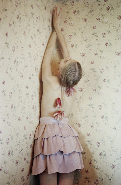 celines:    Lovisa Ingman by Sayaka Maruyama for Leur Logette Spring/Summer 2012