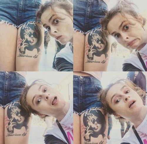 madammn:  Hena Bonham Carter taking selfies with a fan’s Marla Singer tattoo  The best thing I