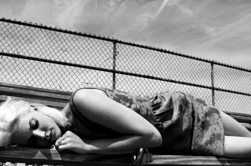 lanafan: Lizzy Grant photographed by Chuck Grant in 2008