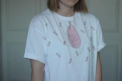 silj-a:  One of the T-shirts I made yesterday!! I am very happy about them and will hopefully make more soon! :——)  