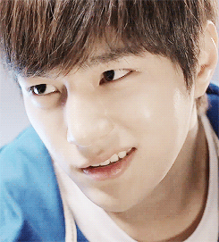 죄; hiatus