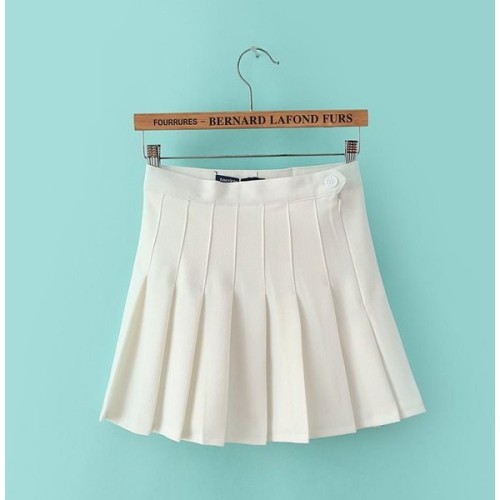 White pleated tennis skirt