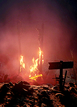 sapphicsombra:  ou†last 2 gifs [1/?]