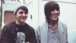 oli-sykes-is-bae666:  Awh damn 