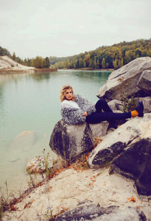 Mélanie Laurent - Elle France - November 2015