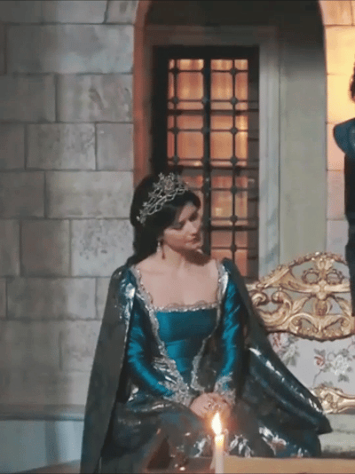 Sultans And Their Colorful Clothes + The Noble Look Of Ksem Sultan's Deep Blue Caftan