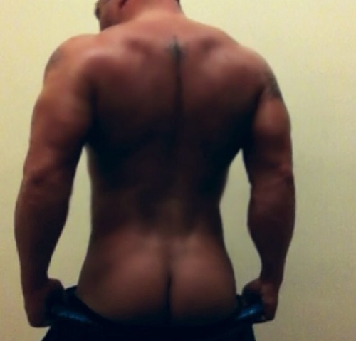 domsirdaddy:  Happiest of Hump Days Tumblrs!  You always make it a day worthy of it’s nickname! -fms