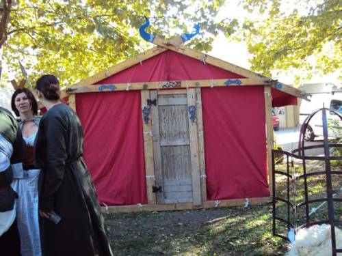 i was at a medieval fest MONTJOIE ST DENIS  in Avignon 7/8/9 october With the slovakian archery clan