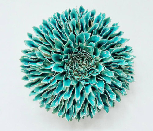 Intricate Succulents Sculptures for Those Who Lack a Green ThumbWe can’t all have a green thumb. But