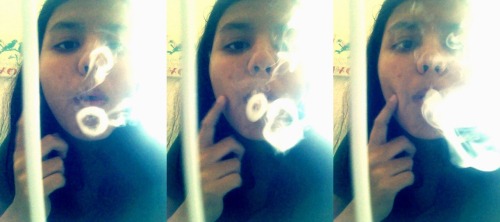 liaba00:  #smoke #hipster