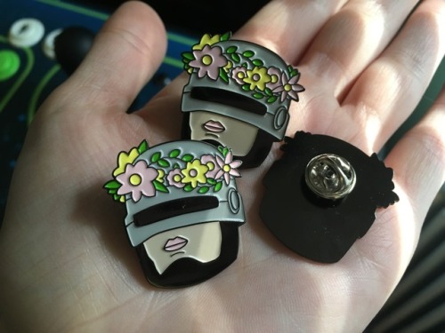 beedotsco:Oh damn! Two new pins dropped in my store today! $10 Each <3Storenvy: http://beedots.st