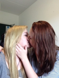 girls-love-lesbians:  adorablelesbiancouples: