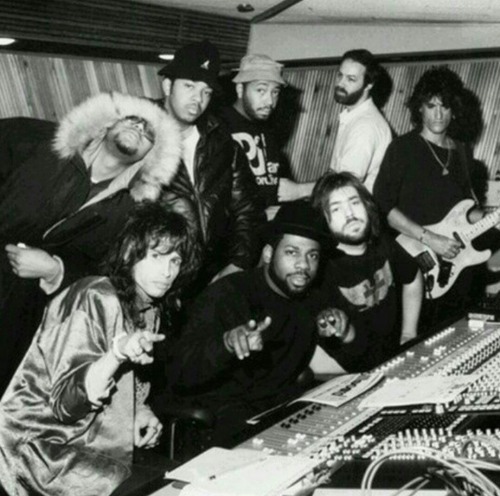 resurrectinghiphop:  Aerosmith, Run-DMC & Rick Rubin in the studio recording “Wallk This Way”