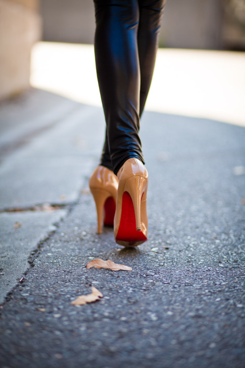 Vintage Modern :: Lace & Leather stiletto heel, Christian Louboutin, pointed toe, pumps from Hee