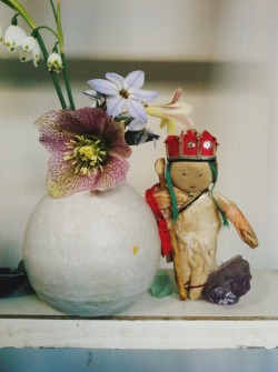 dontblinkdontlookaway:  Spring flowers from the garden, Tripitaka doll and Mongolian amethyst.