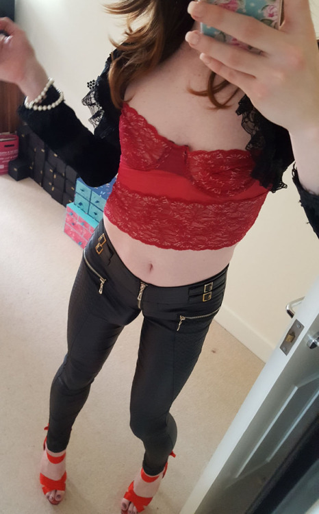 Sex mainlyusedforwalking:  This outfit felt great pictures