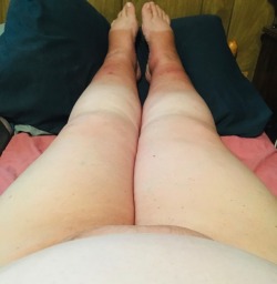 amanslusts:  @azssbbw @nekedgurls Even though I (@nekedgurls) isn’t home I had the wife @azssbbw take these pics of her thick thighs for TTT. Photos taken by @azssbbw &amp; submitted by @nekedgurls. “Thick Thigh Thursday” TTT .If you enjoy this