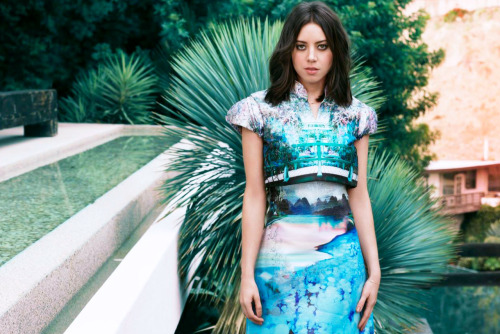 sylviagetyourheadouttheoven:Aubrey Plaza - Latina Magazine - March 2014