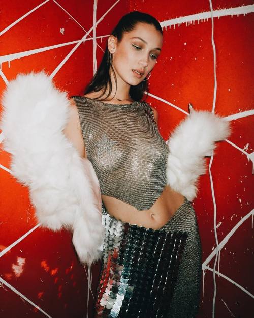 XXX bel-hadid:  Bella Hadid  photo