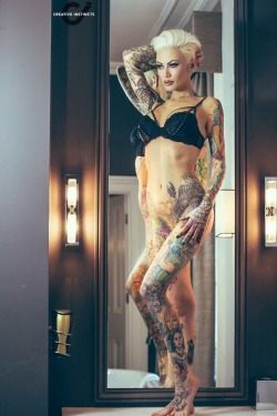 obsessedwithtattooedsluttybabes:  Becky Holt