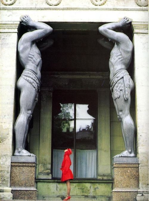 legerete-leggerezza-dell-essere:  * Preferisco i mostri della mia fantasia alla volgarità del reale. C.Baudelaire 