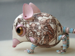 f-l-e-u-r-d-e-l-y-s:   Quirky miniature porcelain