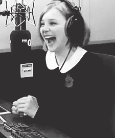 moretz-moretz:  Chloë Moretz´s laugh. 