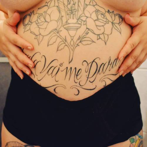 diabéticos, cuidado que o docinho chegou. aibsiahaiansisi #tattoo #boanoite #me #underboob