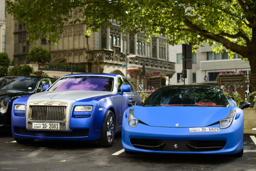 The Blue Crew by tWm. on Flickr.