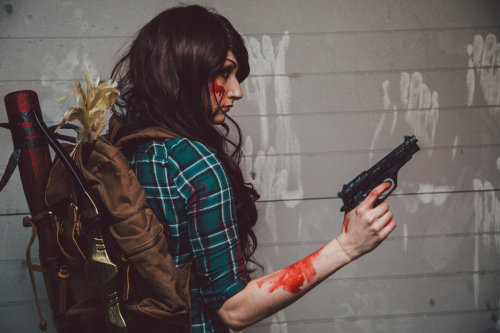 “ “Gender Bent version of Joel from the PlayStation exclusive game The Last of Us”
By: kerachancosplay
”
wowwwww, okay