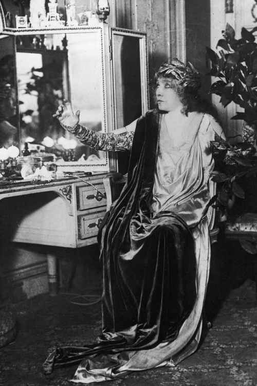 Sarah Bernhardt in her dressing room, 1923