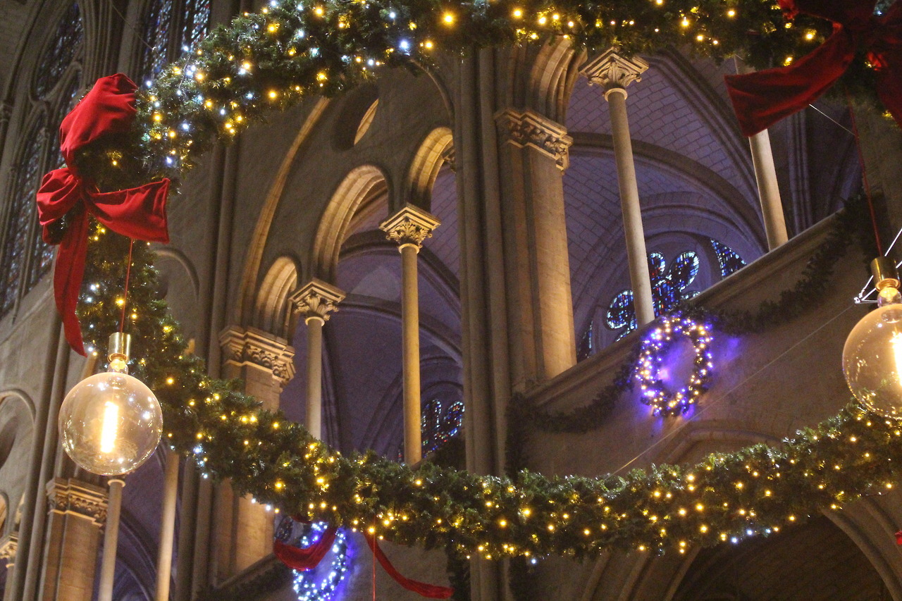 notre dame de paris
source: flaneurissimo