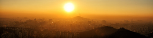 rjkoehler:Panorama of Seoul at sunrise, seen from the top of Mt. Ansan.