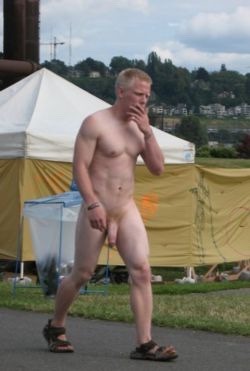 blogxlbigdick:  big  nudist                                          http://blog.xlbigdick.comhttp://bulge.xlbigdick.com