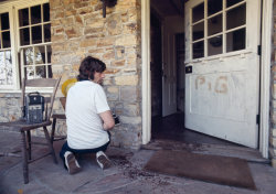 historicaltimes:Roman Polanski visits the house on Cielo Drive where his pregnant wife, Sharon Tate, was murdered by Charles Manson’s followers, 1969