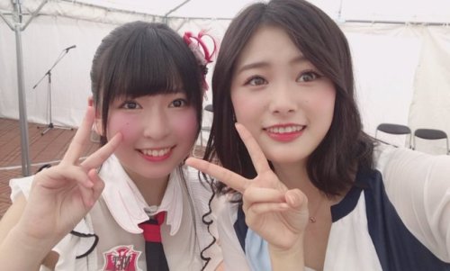 長谷川玲奈さんのツイート: お披露目イベントおわったよー！ 暑い中全力の声援ありがとうございました素敵なステージでした！みんなお疲れ様～ #NGT48 #2期生 #万代シティー広場  #三村妃乃 #大