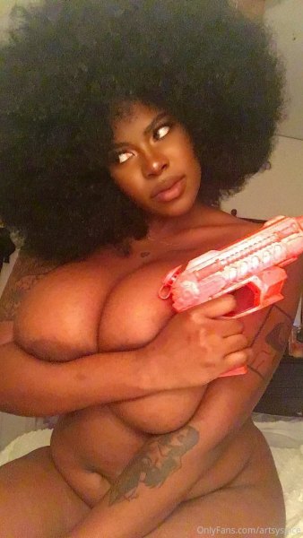 littl-black-kitten:queens-goddesses-vixxxens-deact:Foxy porn pictures