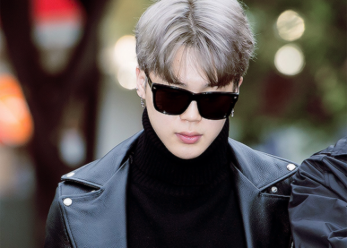 sweaterpawsjimin: ᴊɪᴍɪɴ | 16.10.28