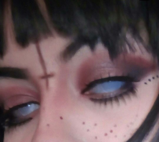 hornygraveyardbabe:  